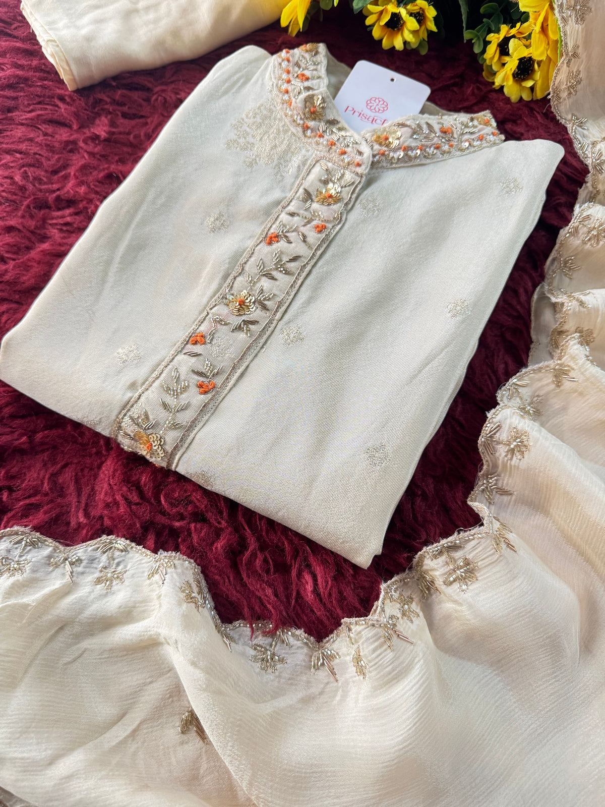 Off White Designer Embroidered Kurta set with dupatta with Pant