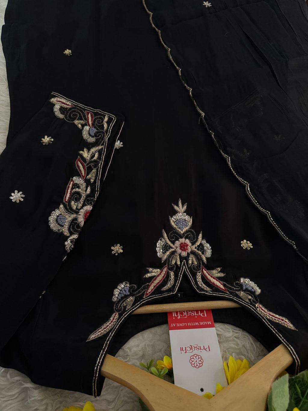 Prisachi Black Embroidered kurta bottom with dupatta