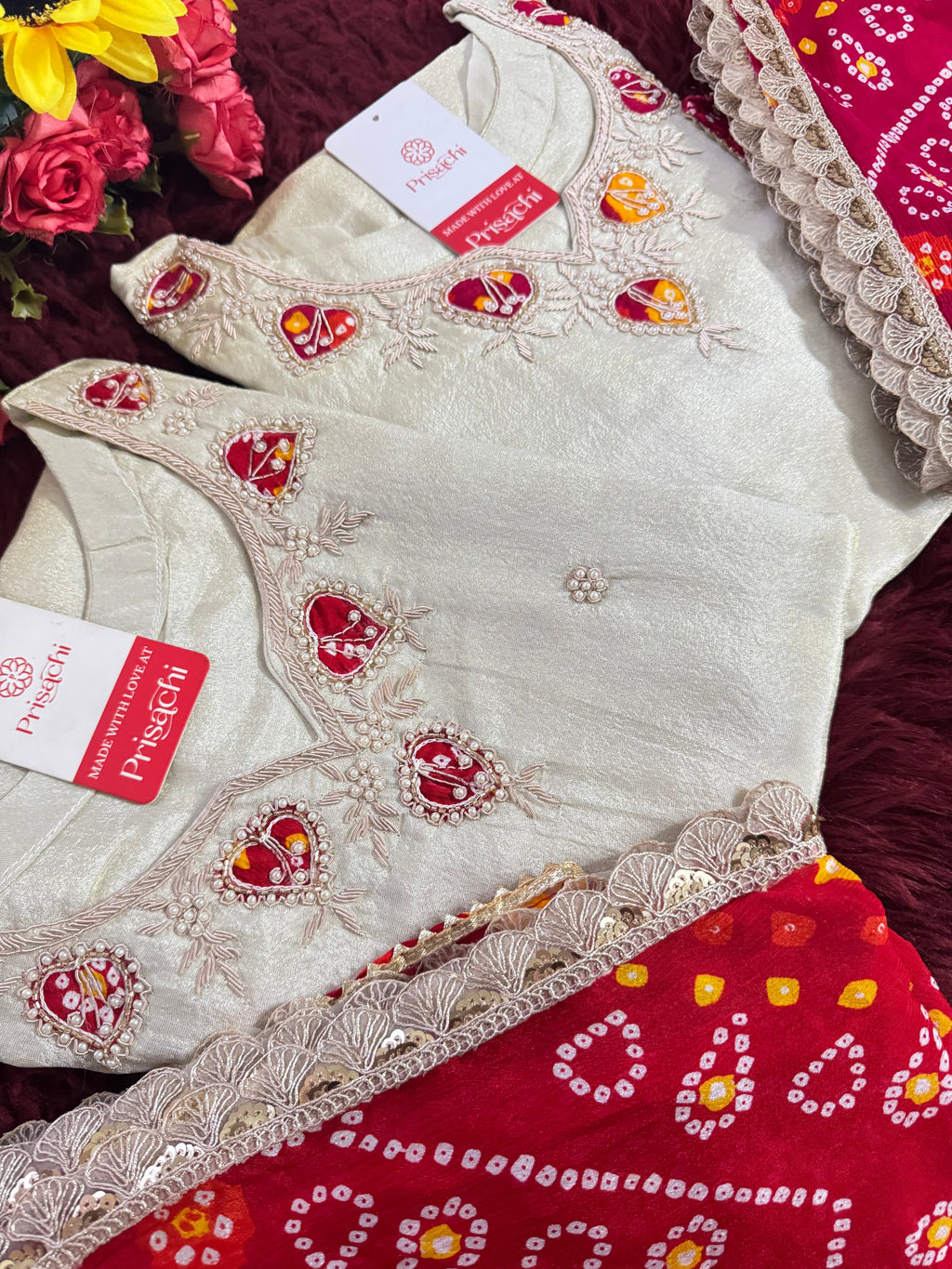 Off White embroidered kurta set with dupatta