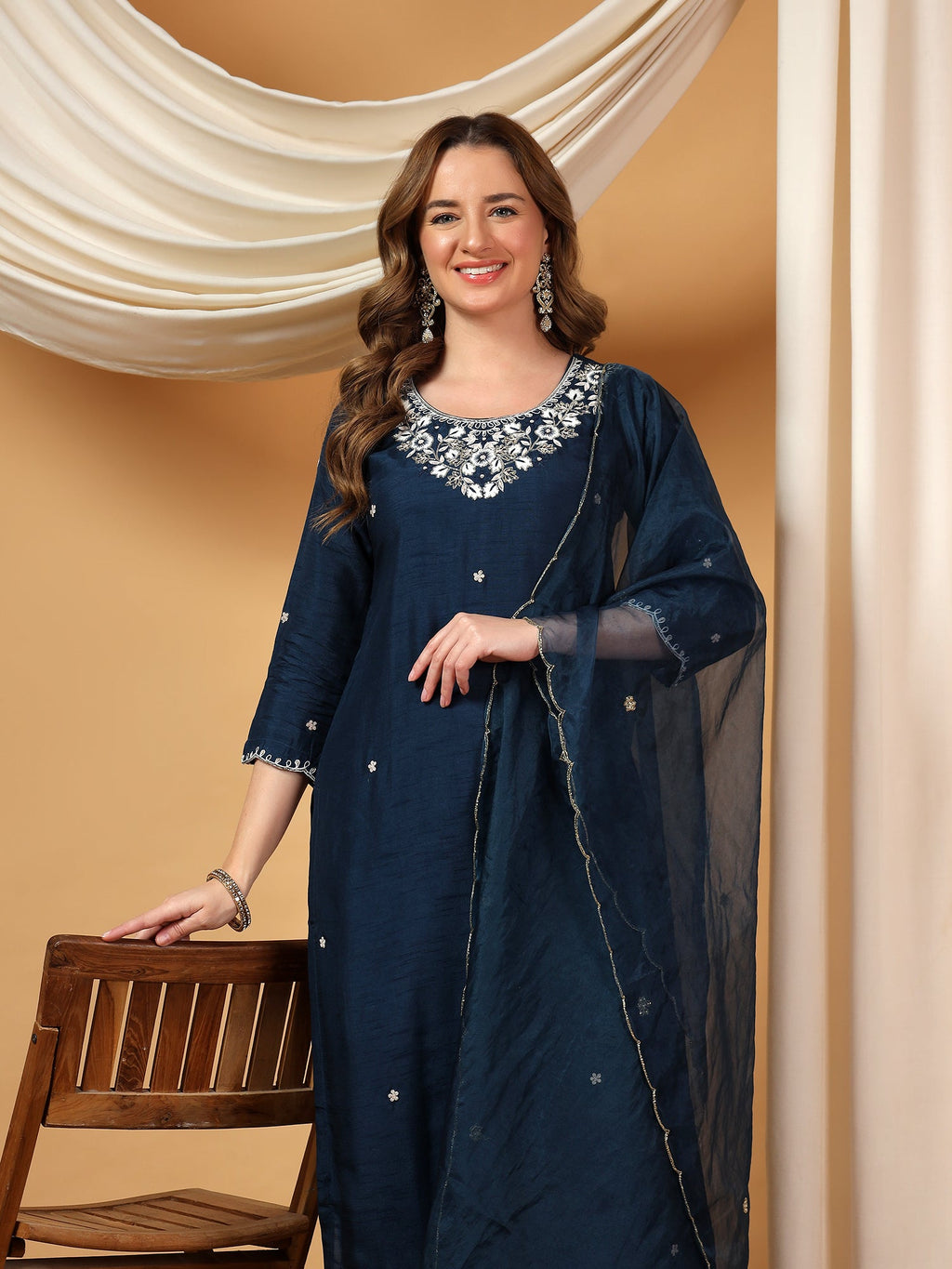 Blue Designer Embroidered Kurta set with dupatta with Pant