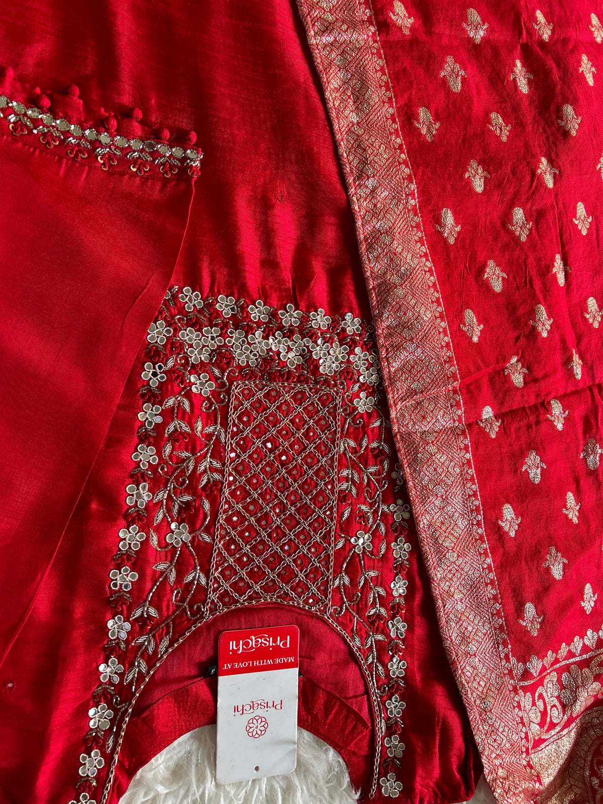 Red Embroidered kurta set with dupatta