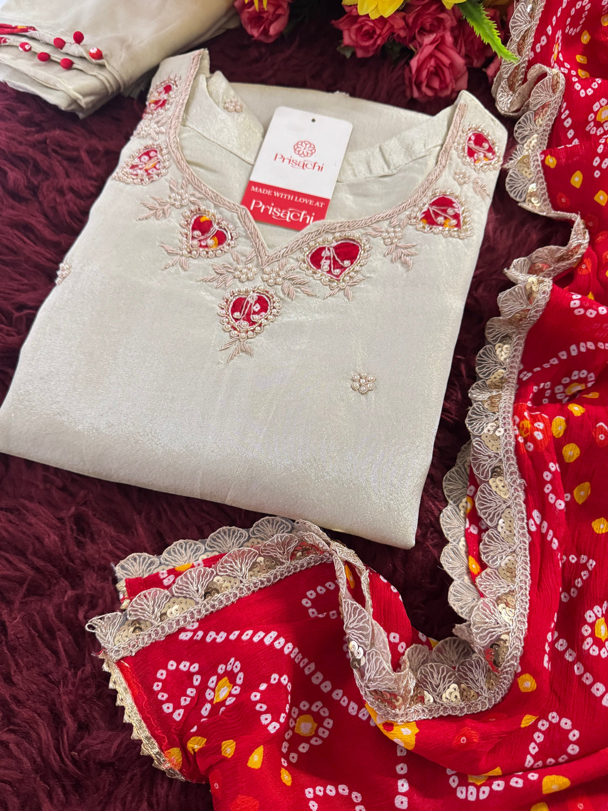 Off White embroidered kurta set with dupatta