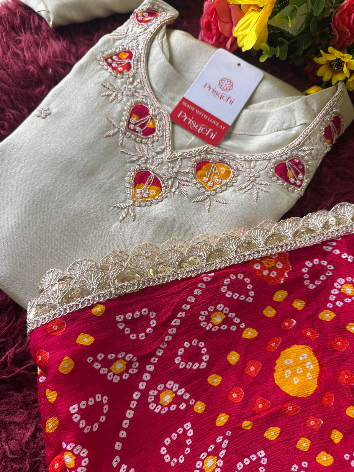 Off White embroidered kurta set with dupatta