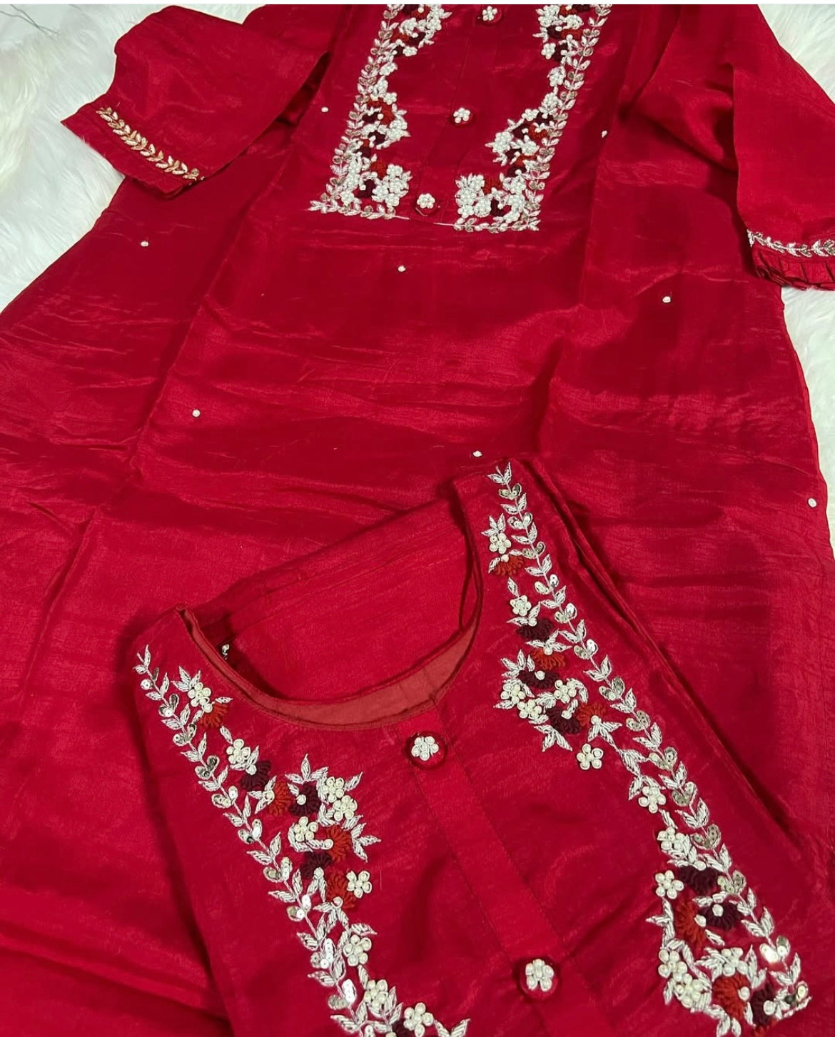Red embroidered kurta Pant  with dupatta