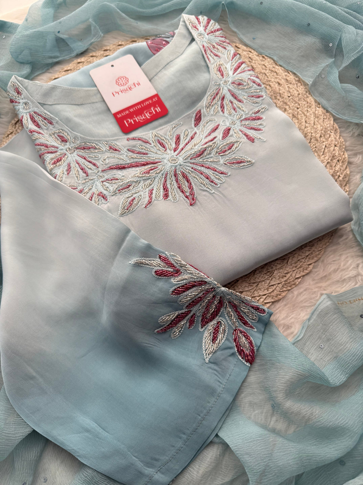 Baby Pink floral embroidered kurta set with dupatta and pant