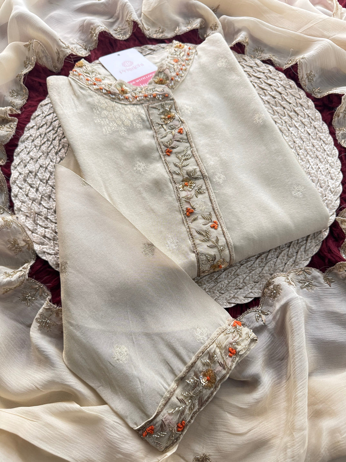 Off White Designer Embroidered Kurta set with dupatta with Pant