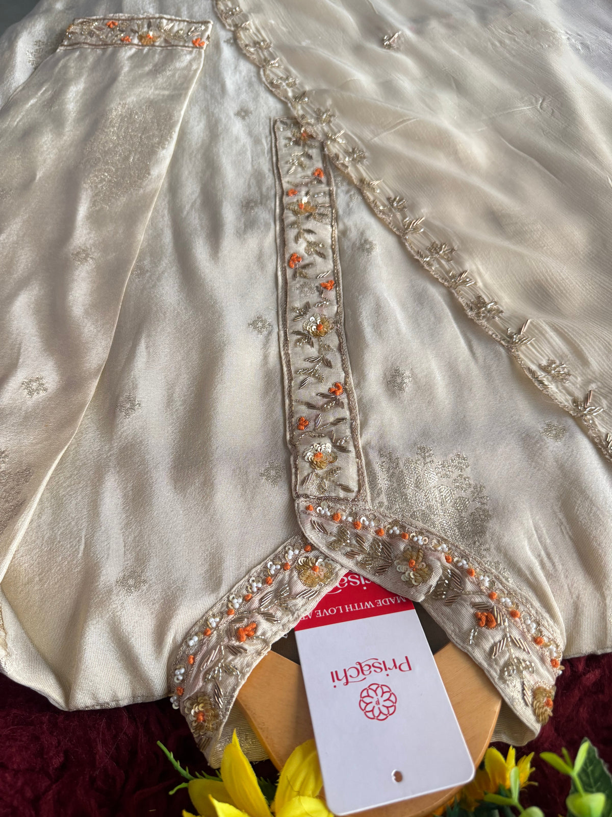 Off White Designer Embroidered Kurta set with dupatta with Pant
