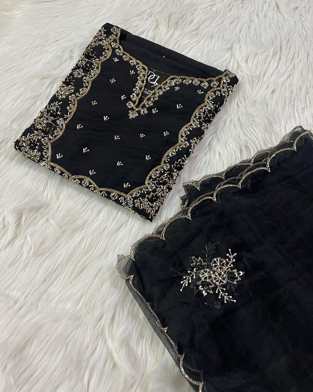 Black Embroidered kurta bottom with dupatta with Zardosi work