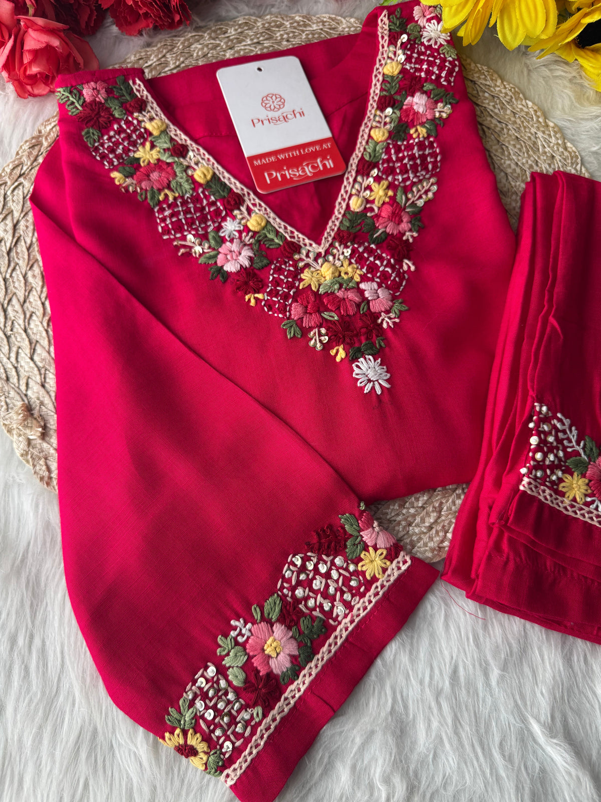 Women Thread Embroidered Kurti Pant Co-ord Set | Ethnic Office & Daily Wear