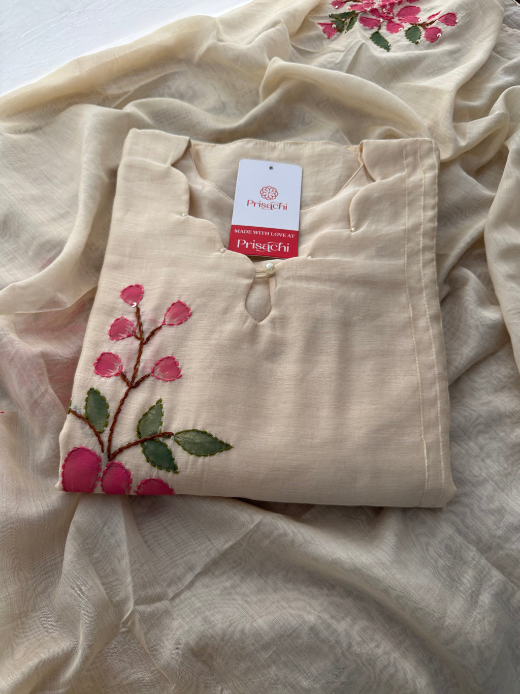 Off White Thread Embroidered A-Line Ethnic Kurta Set with Dupatta & Pants