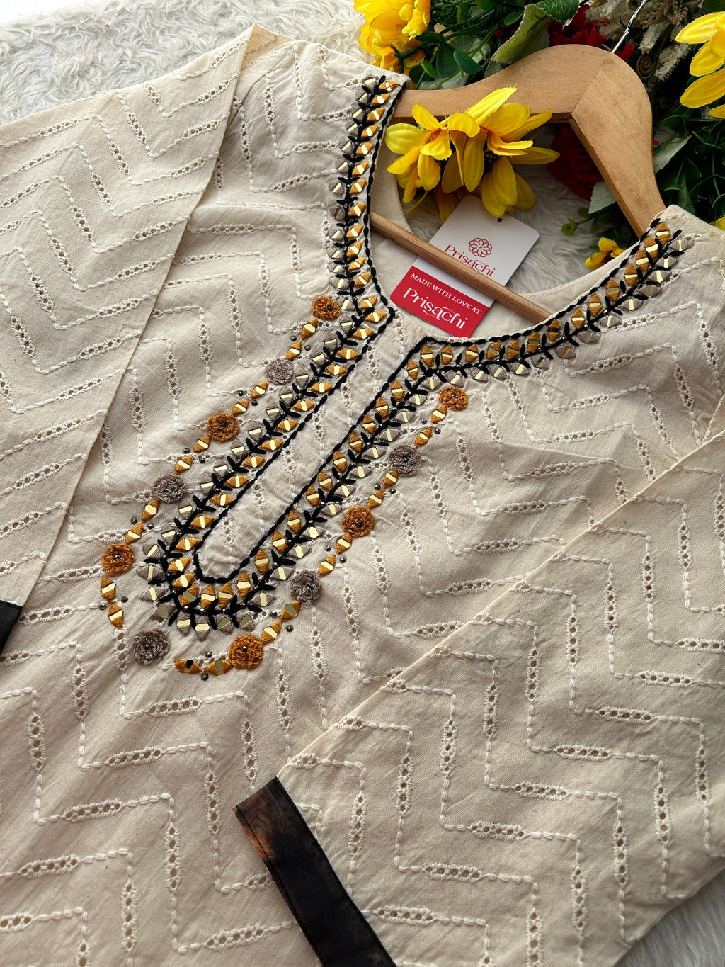 Designer Off White Kurti Set with Black Dupatta & Pants | Thread & Mirror Embroidered Ethnic Wear
