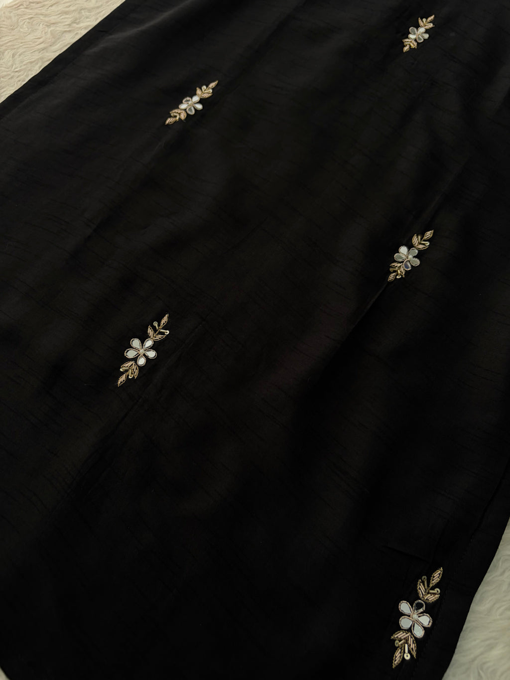 Women’s Mirror Work & Zardozi Embroidered Kurta Set with Dupatta & Pants