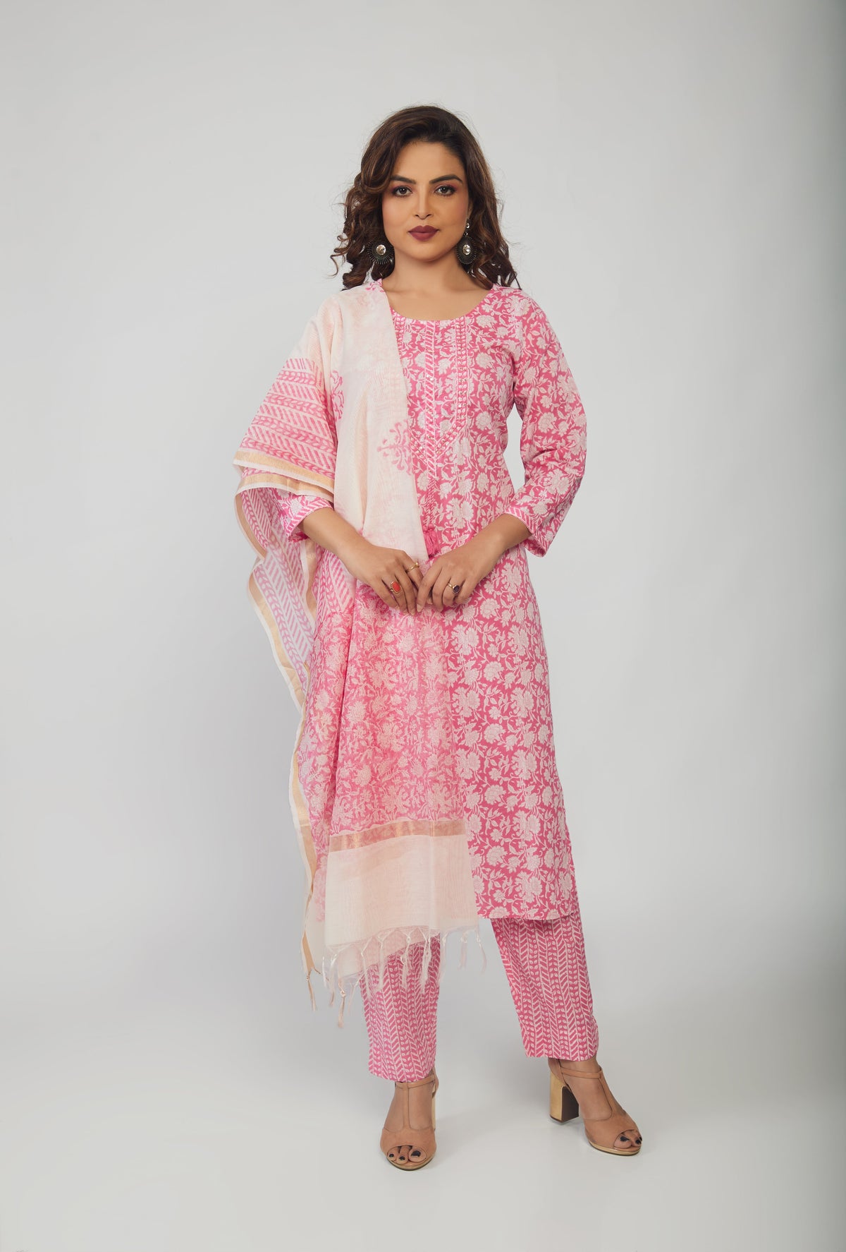 Pink Cotton Kurti pant with White dupttaa